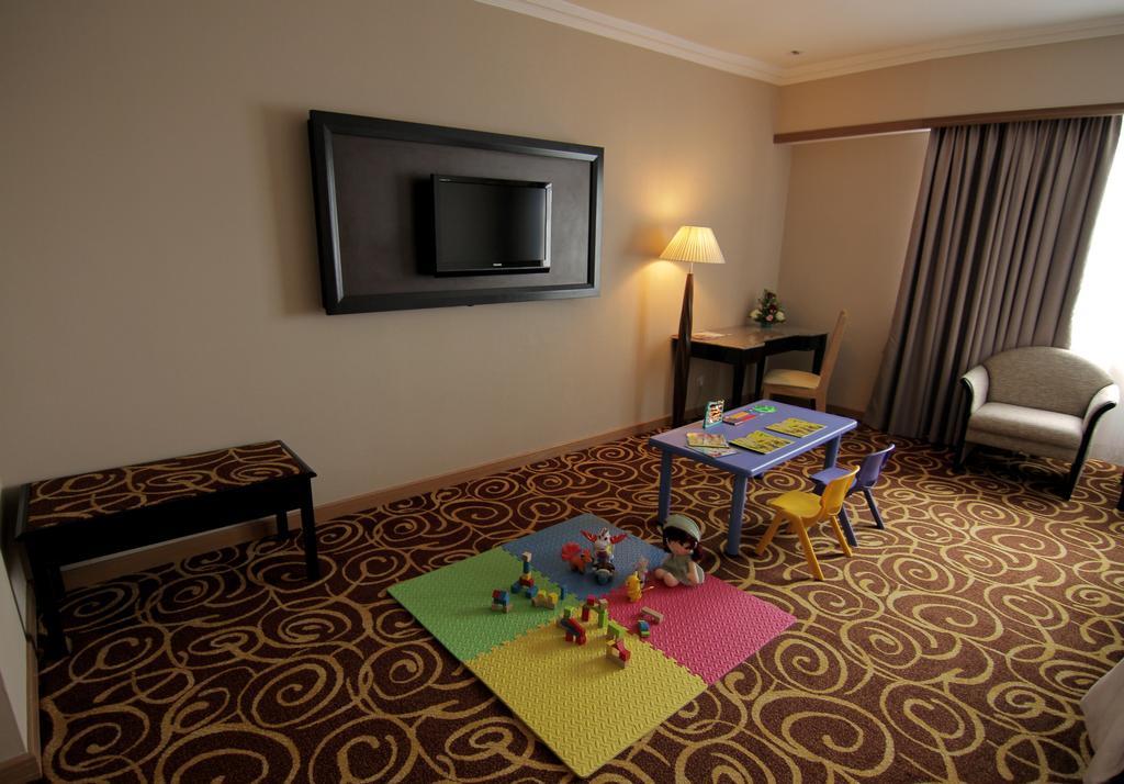 Mega Hotel Sdn Bhd Miri Quarto foto